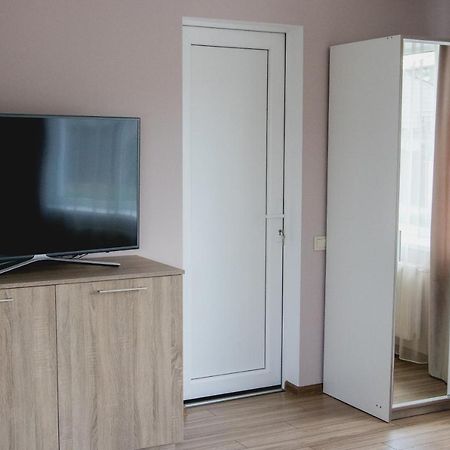 Apartments In Joniskis Екстер'єр фото