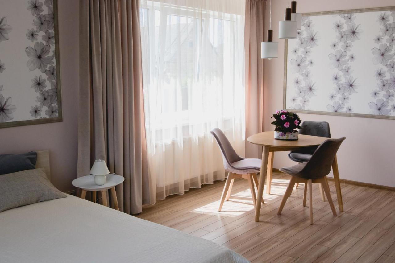 Apartments In Joniskis Екстер'єр фото